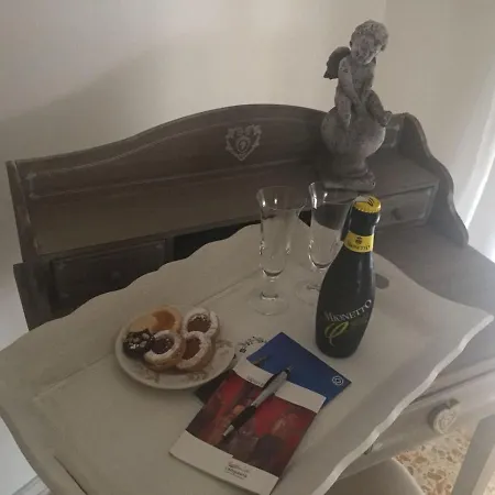 Palace Bed & Breakfast Pompei