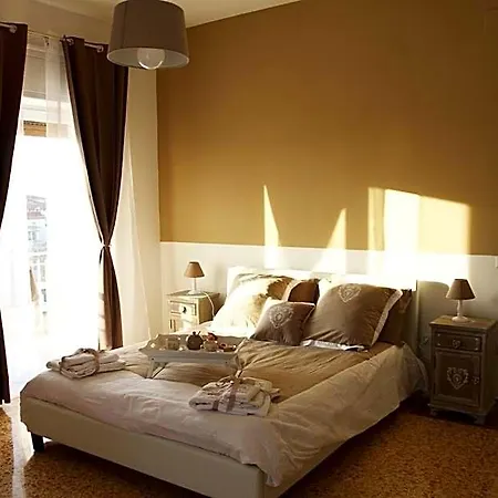 Palace 4*